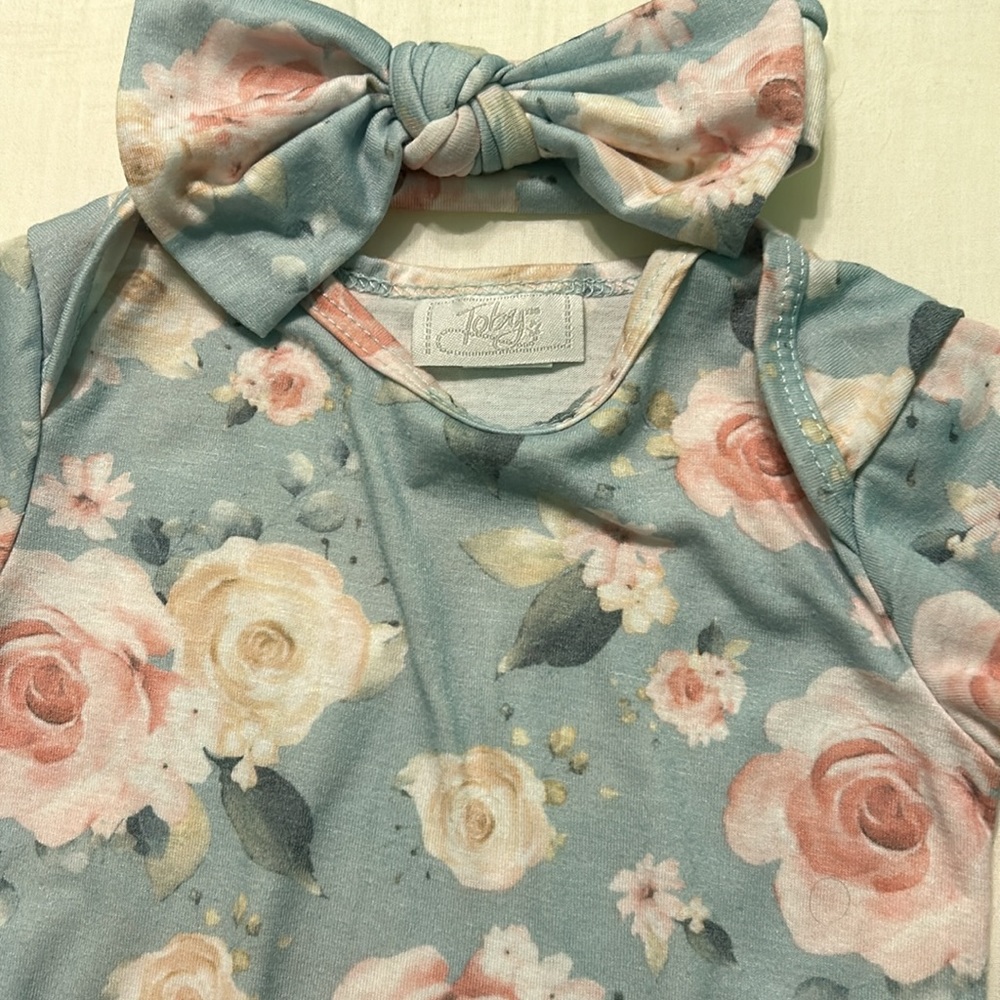 Swaddle - Picture 2 of 6